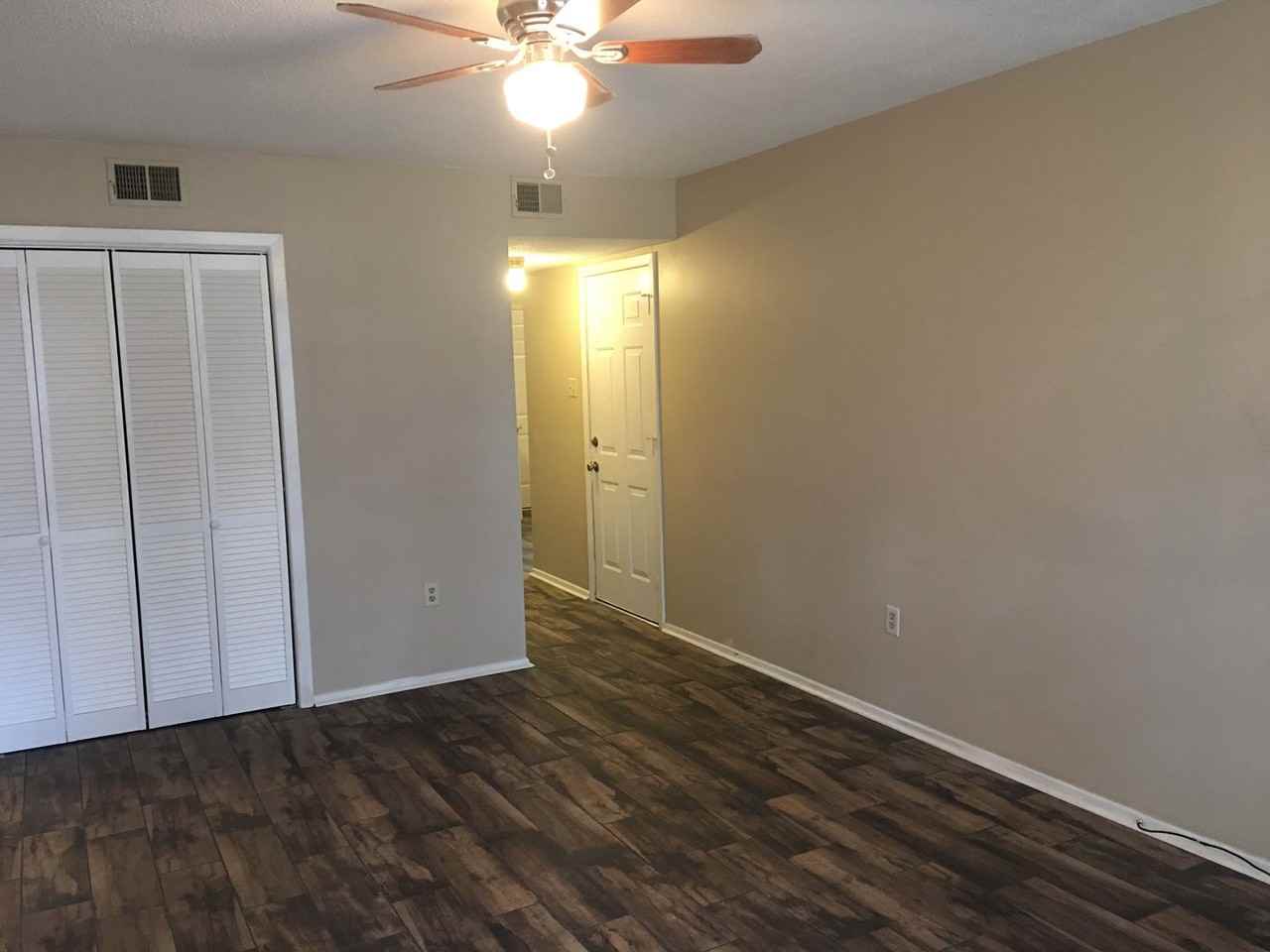 1714 Marilyn Dr - Photo 2 of 17