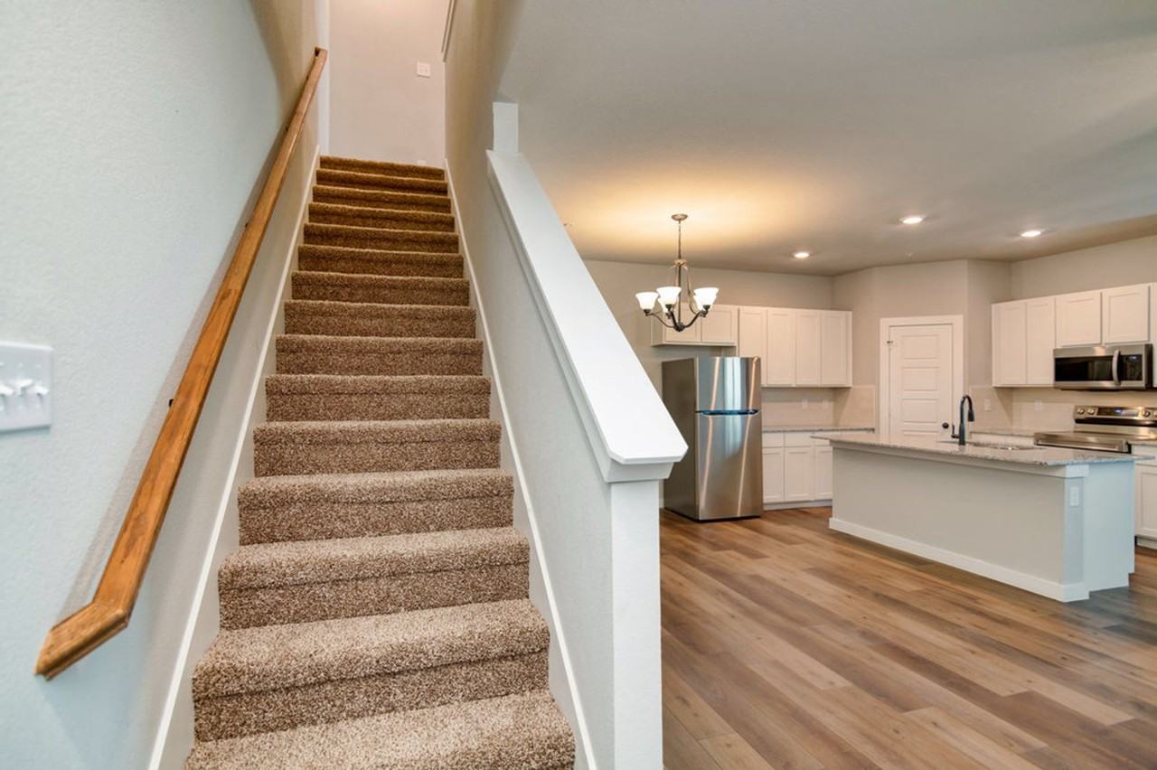 745 Harvest Moon Dr - Photo 7 of 18