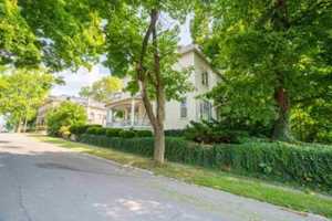 featured image of 740 W 5th St