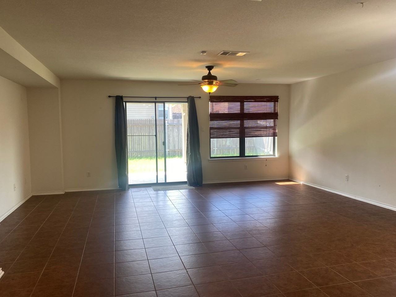 8928 Vista Valley Drive - Photo 2 of 23