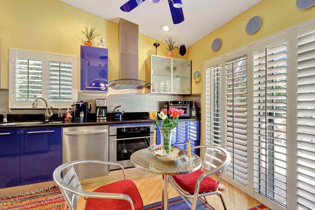 455 Mohawk Ln - Photo 3 of 27