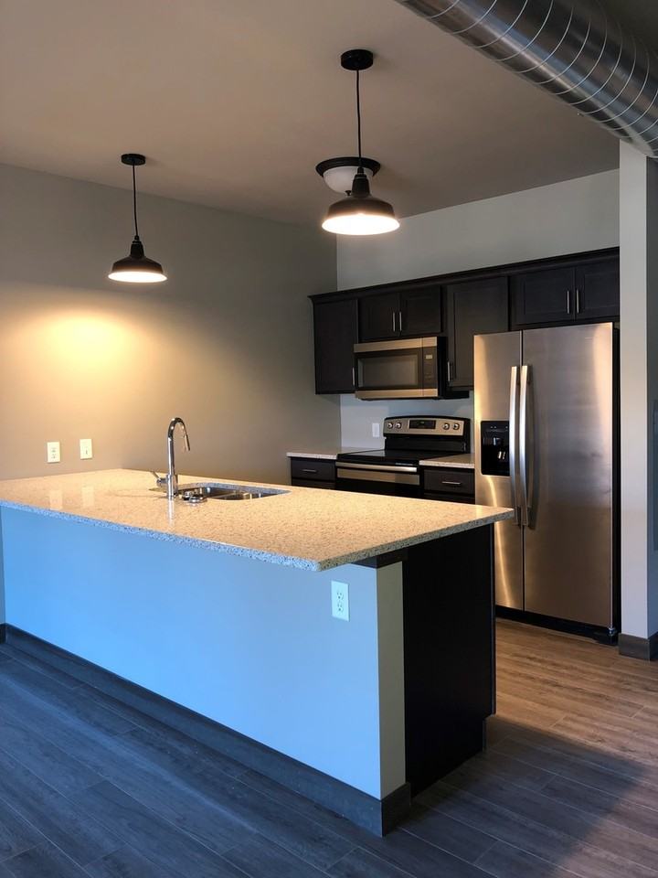 Depot Building D Luxury Rentals - Photo 7 of 34