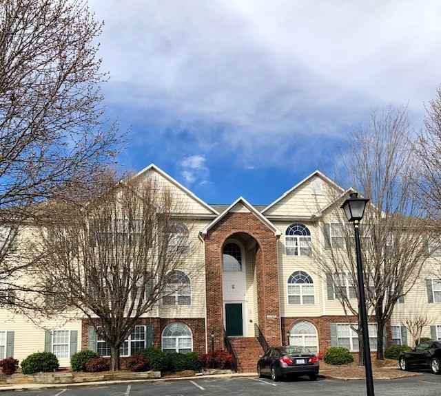 3721 Morris Farm Dr #3B