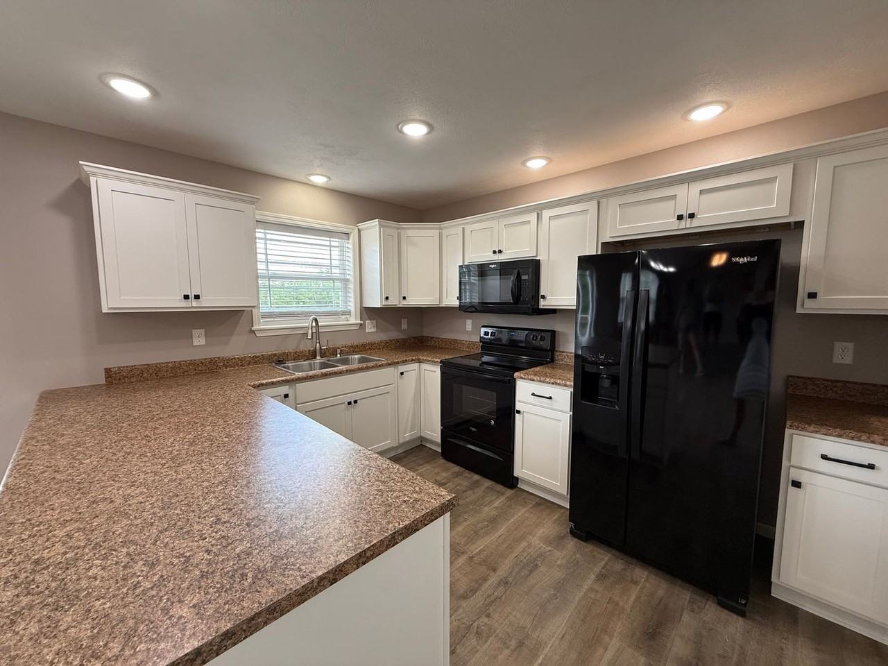 185 Bald Cypress Ct - Photo 6 of 33