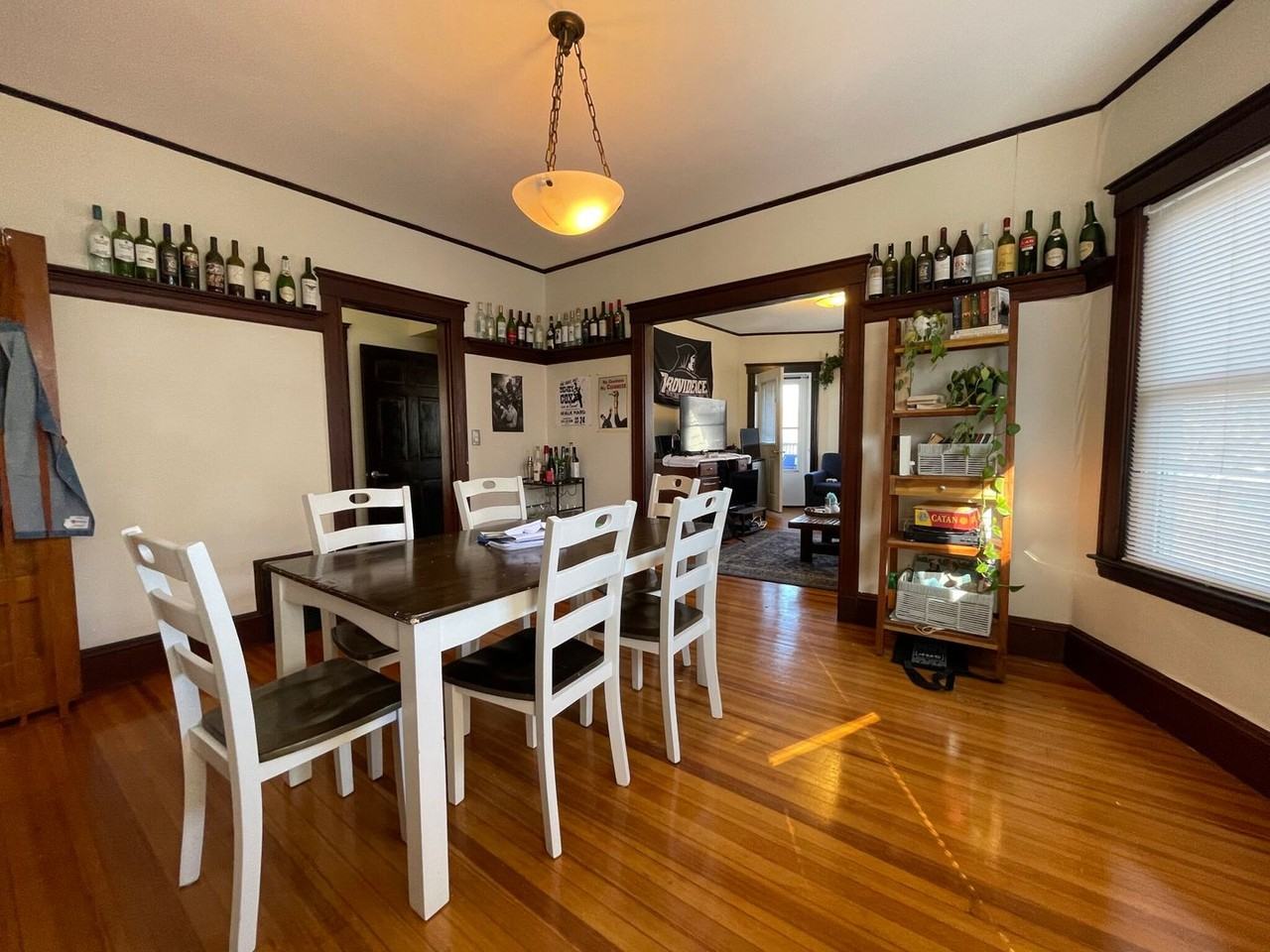 45 Hobson St - Photo 4 of 13