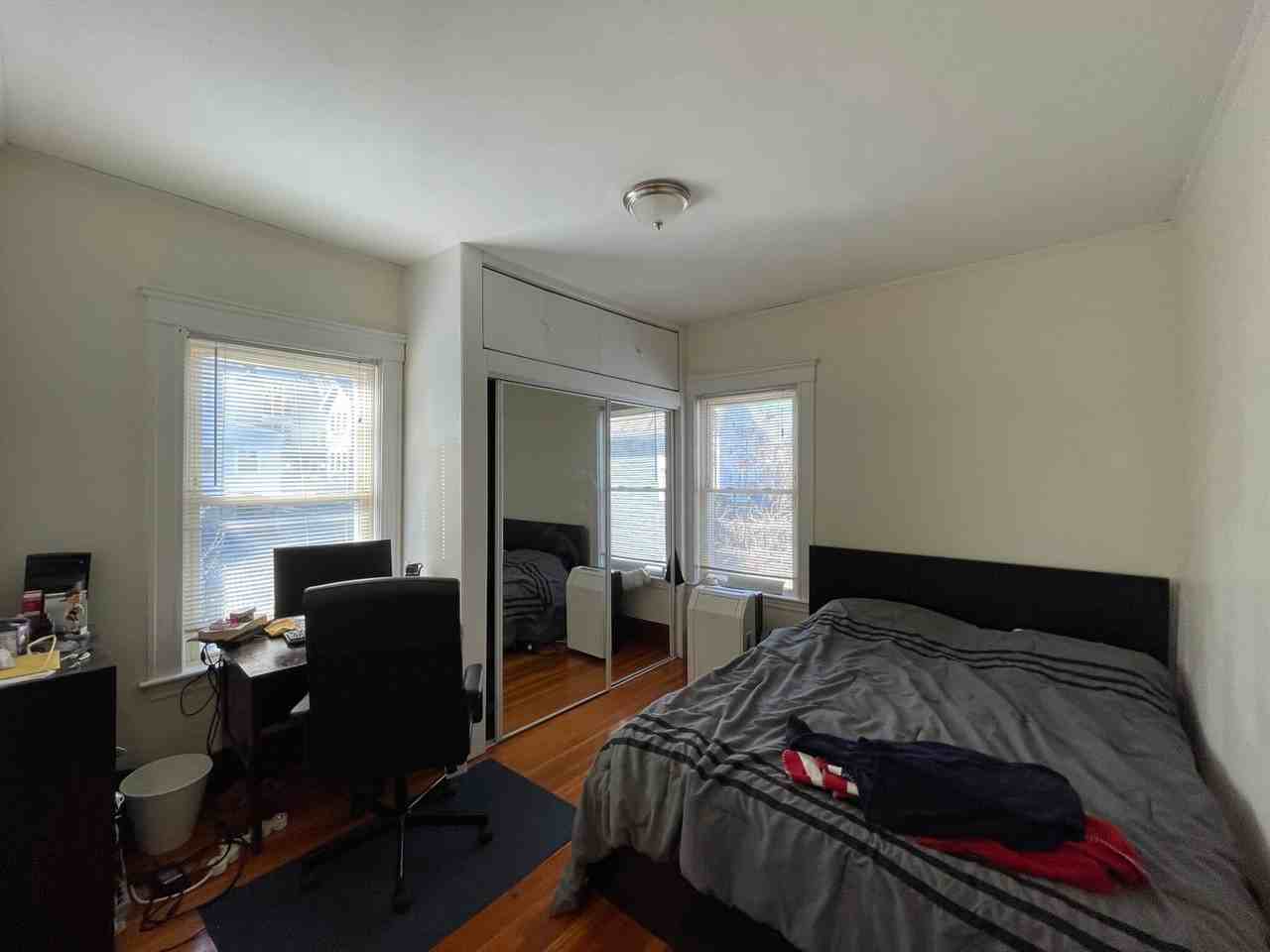 45 Hobson St - Photo 6 of 13