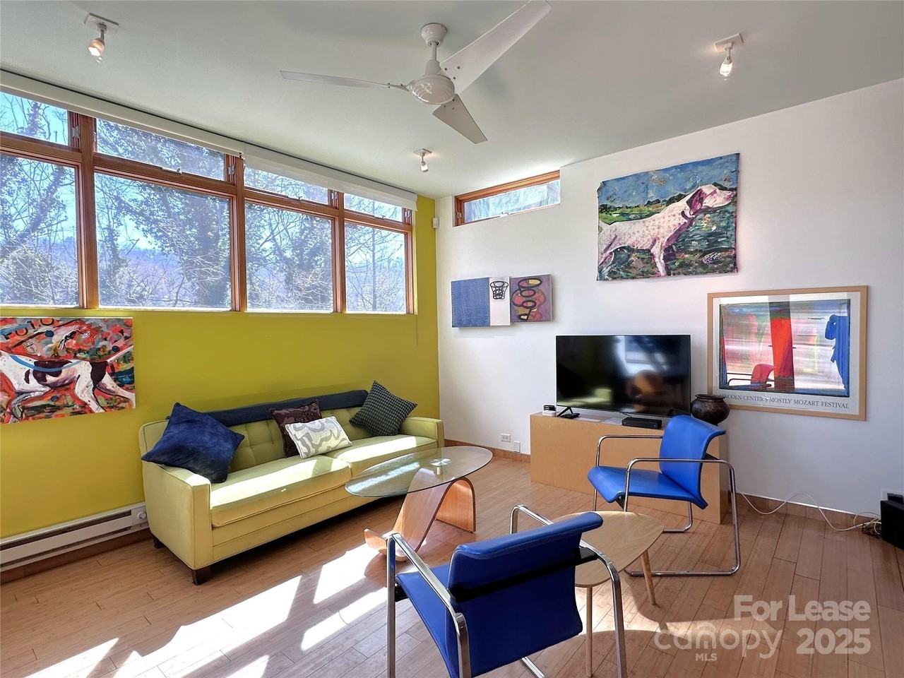 130C Biltmore Ave - Photo 3 of 16