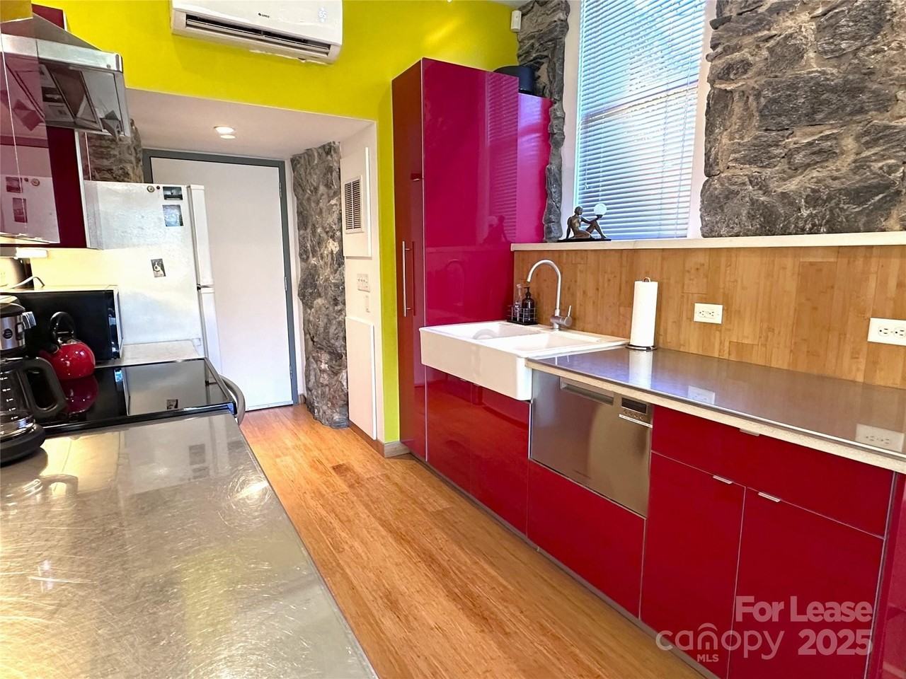 130C Biltmore Ave - Photo 6 of 16