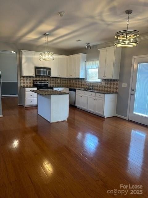 6115 The Meadows Lane - Photo 4 of 24