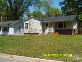 721 E Sharpe St - Photo 1 of 1