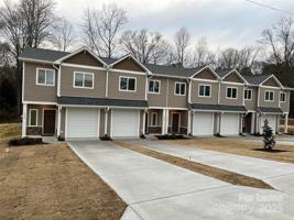 featured image of 226 S Elm St