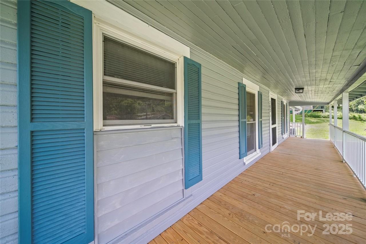 202 Horne Rd - Photo 3 of 16