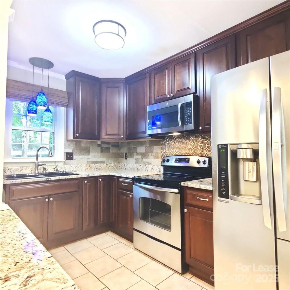 8644 Kirchenbaum Drive - Photo 4 of 28