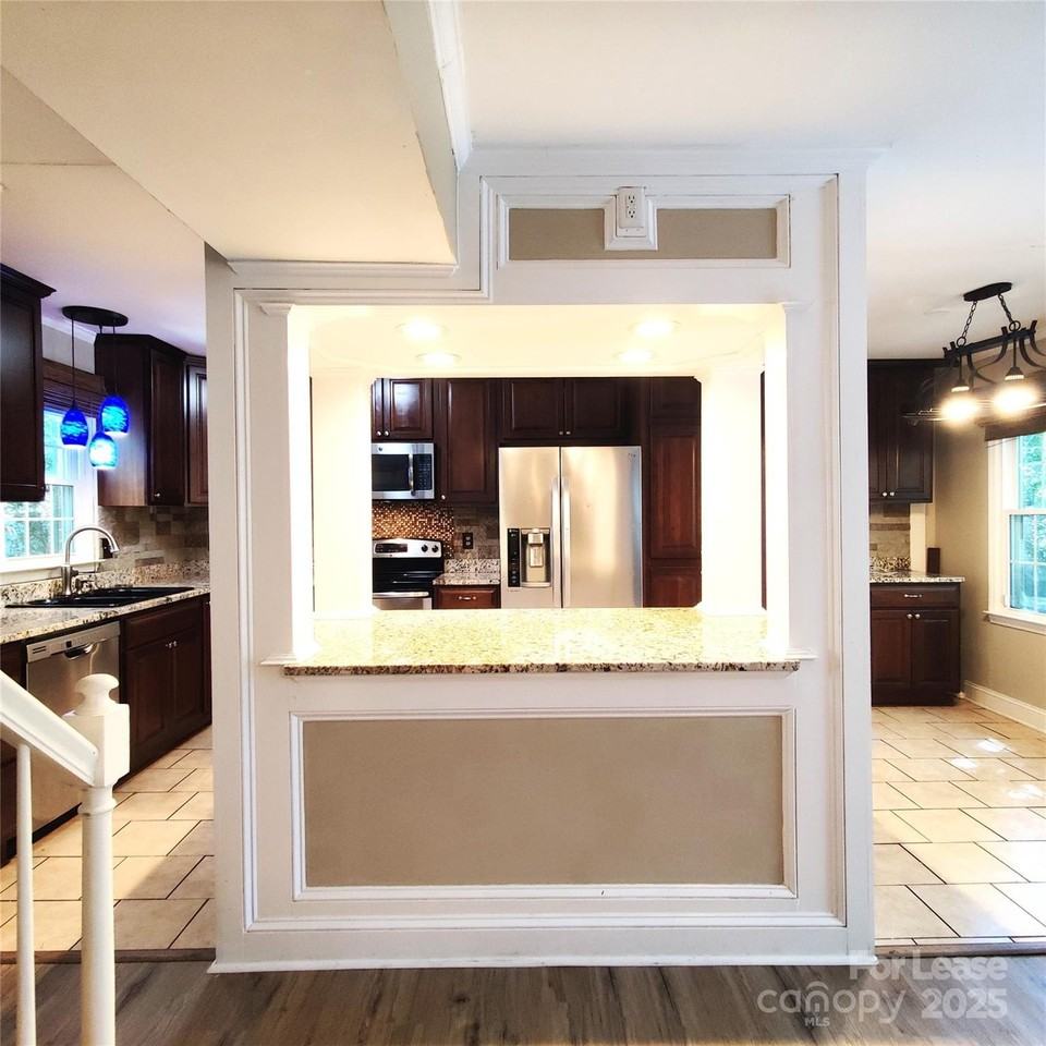 8644 Kirchenbaum Drive - Photo 6 of 28