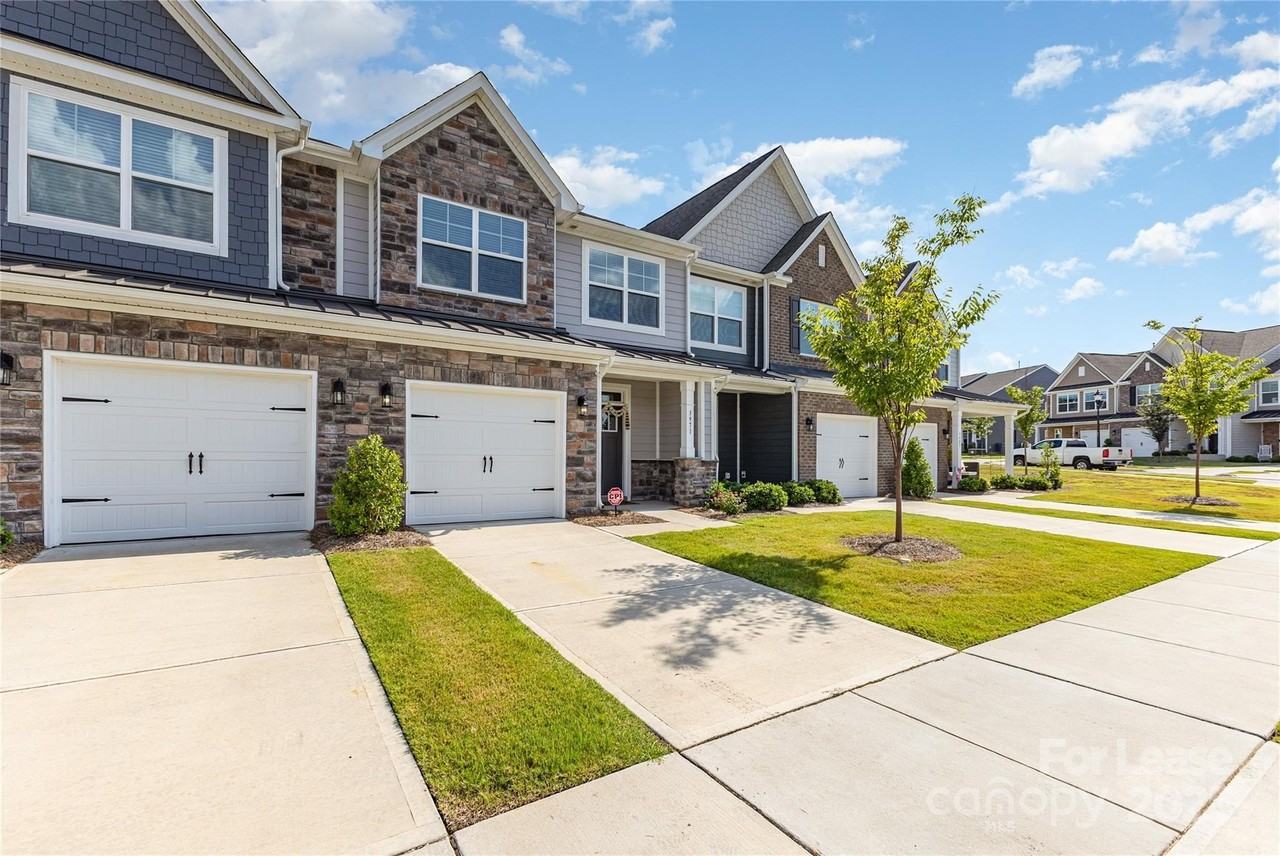 3971 Fadden Street - Photo 2 of 22