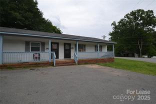 102 Sunset Dr - Photo 1 of 1