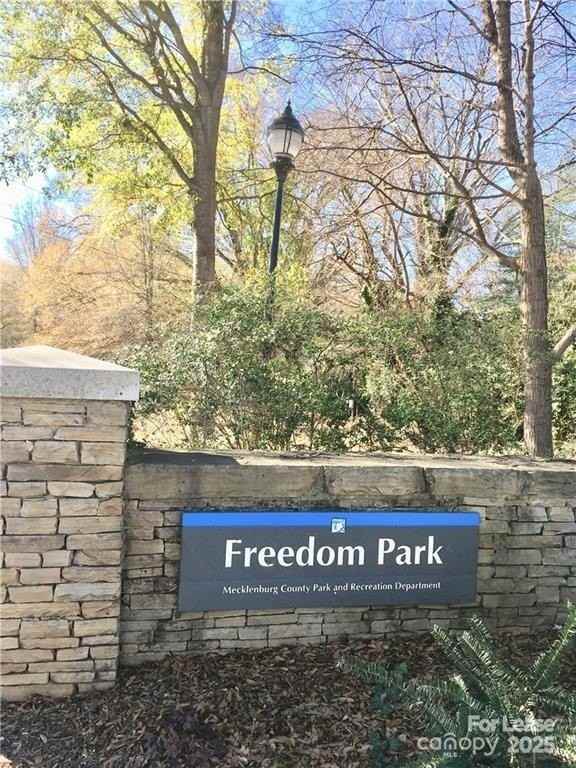 1310 Kenilworth Ave - Photo 5 of 16