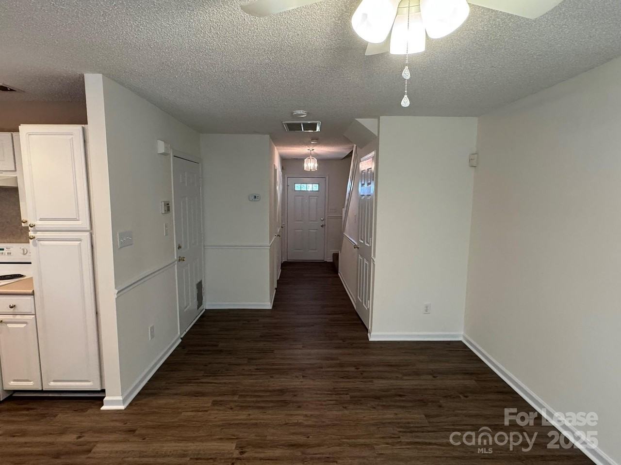 8419 Southgate Commons Dr - Photo 6 of 17