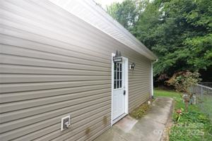 featured image of 735 Seven Springs Way