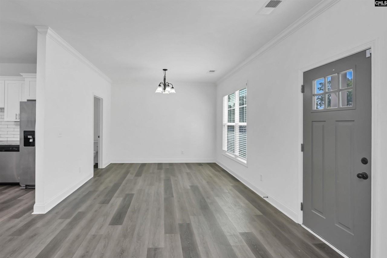 2035 Rosewood Dr - Photo 7 of 37