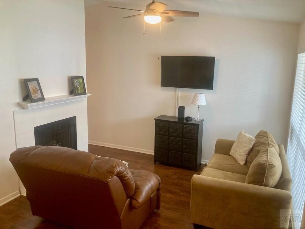 3506 Cove View Blvd - Photo 4 of 15