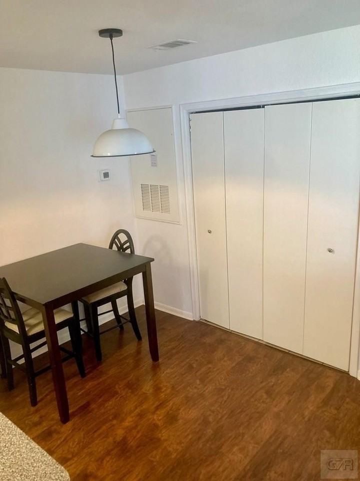 3506 Cove View Blvd - Photo 7 of 15