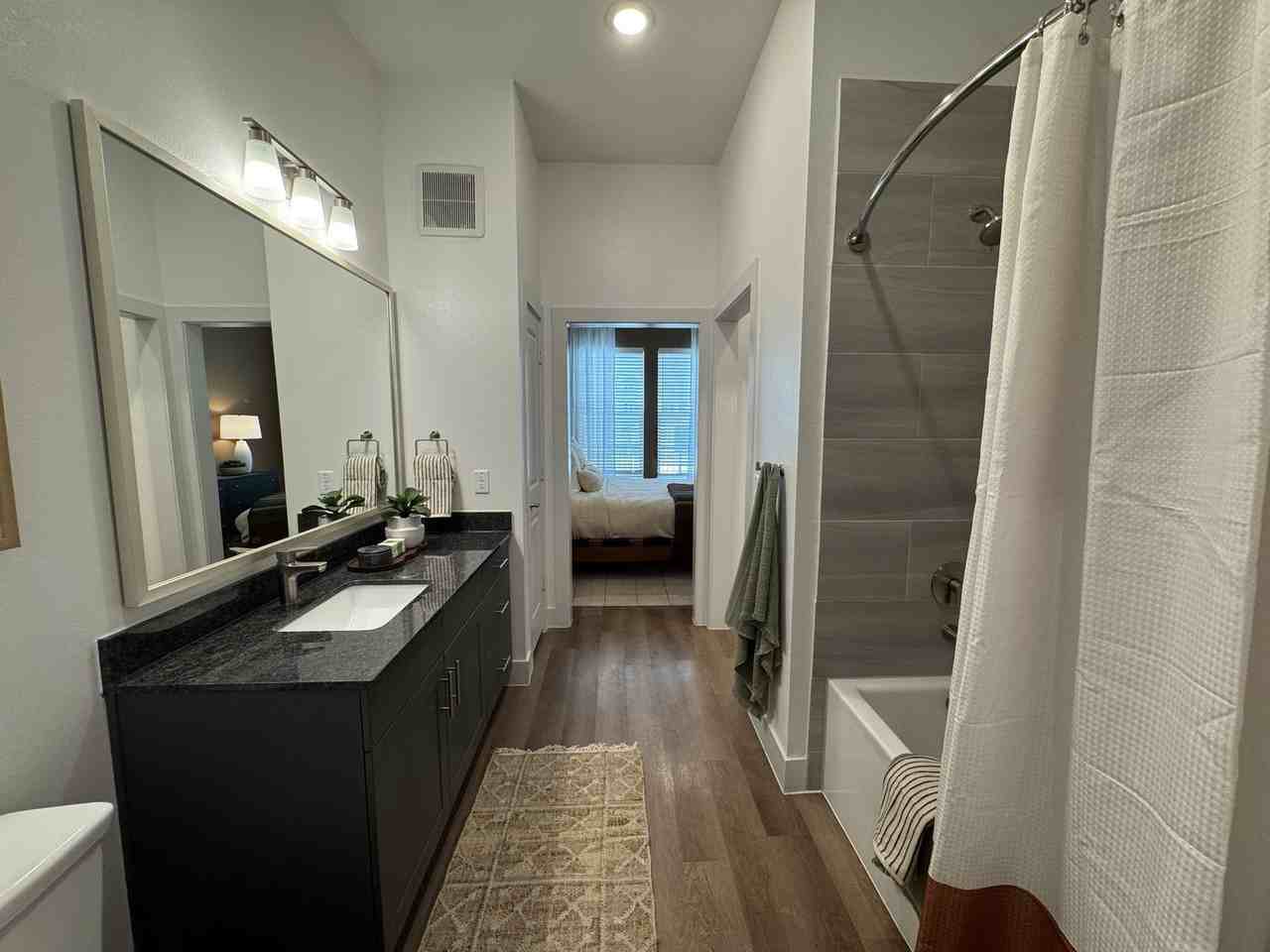 5901 Friendly Bee Way #2102 - Photo 4 of 6