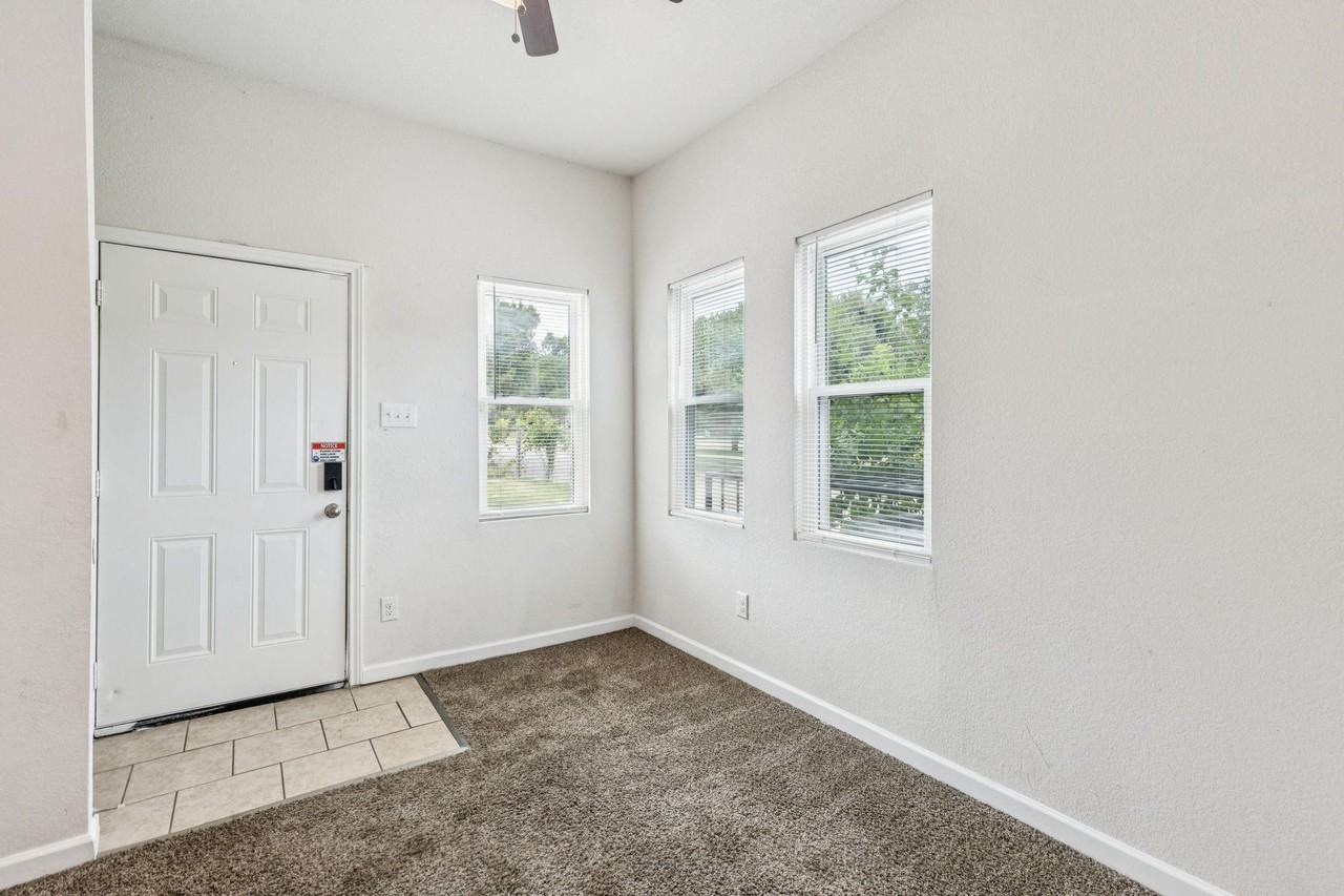 Purington Ave - Photo 2 of 7