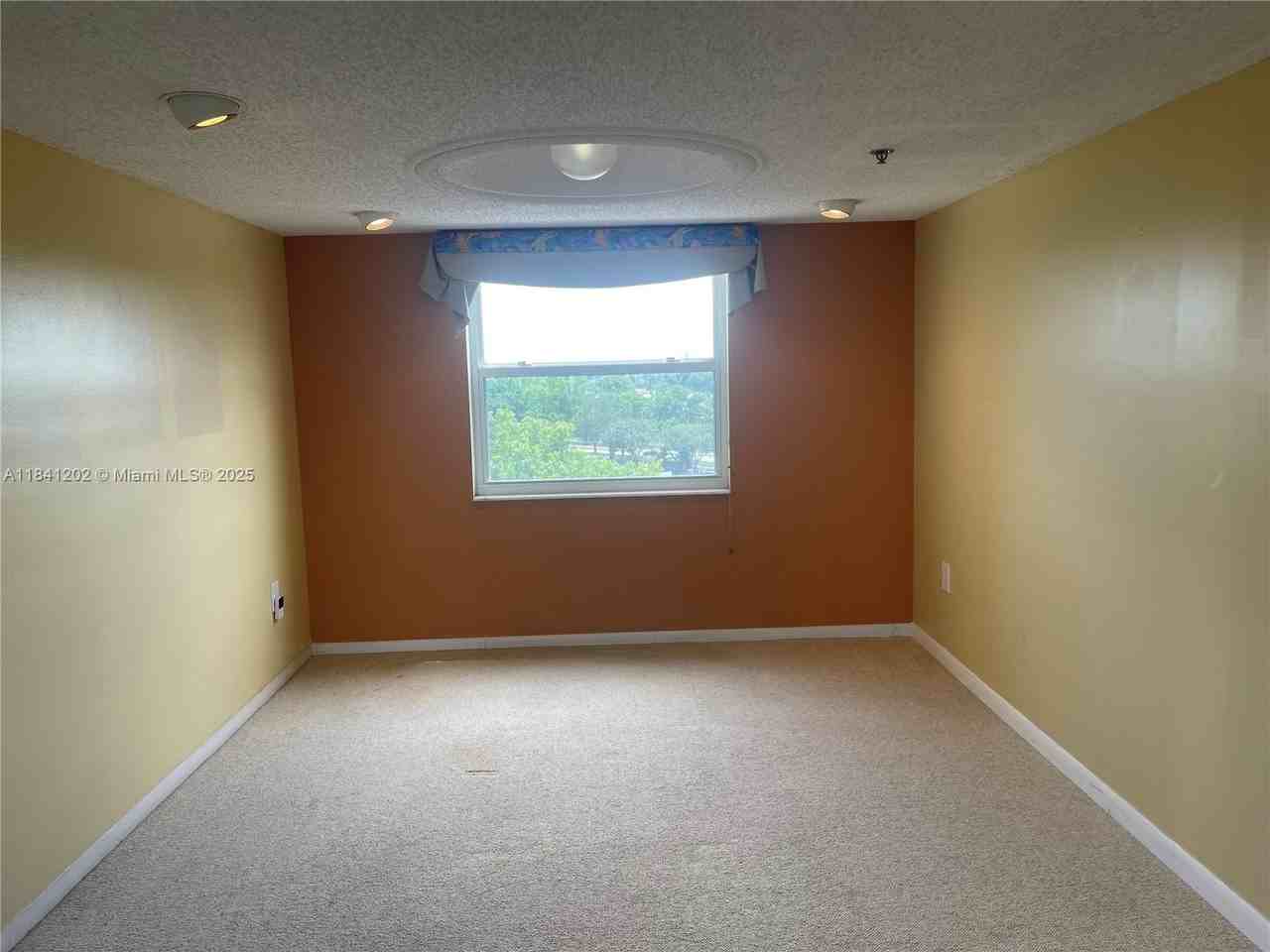 3940 Inverrary Blvd #701A - Photo 4 of 44