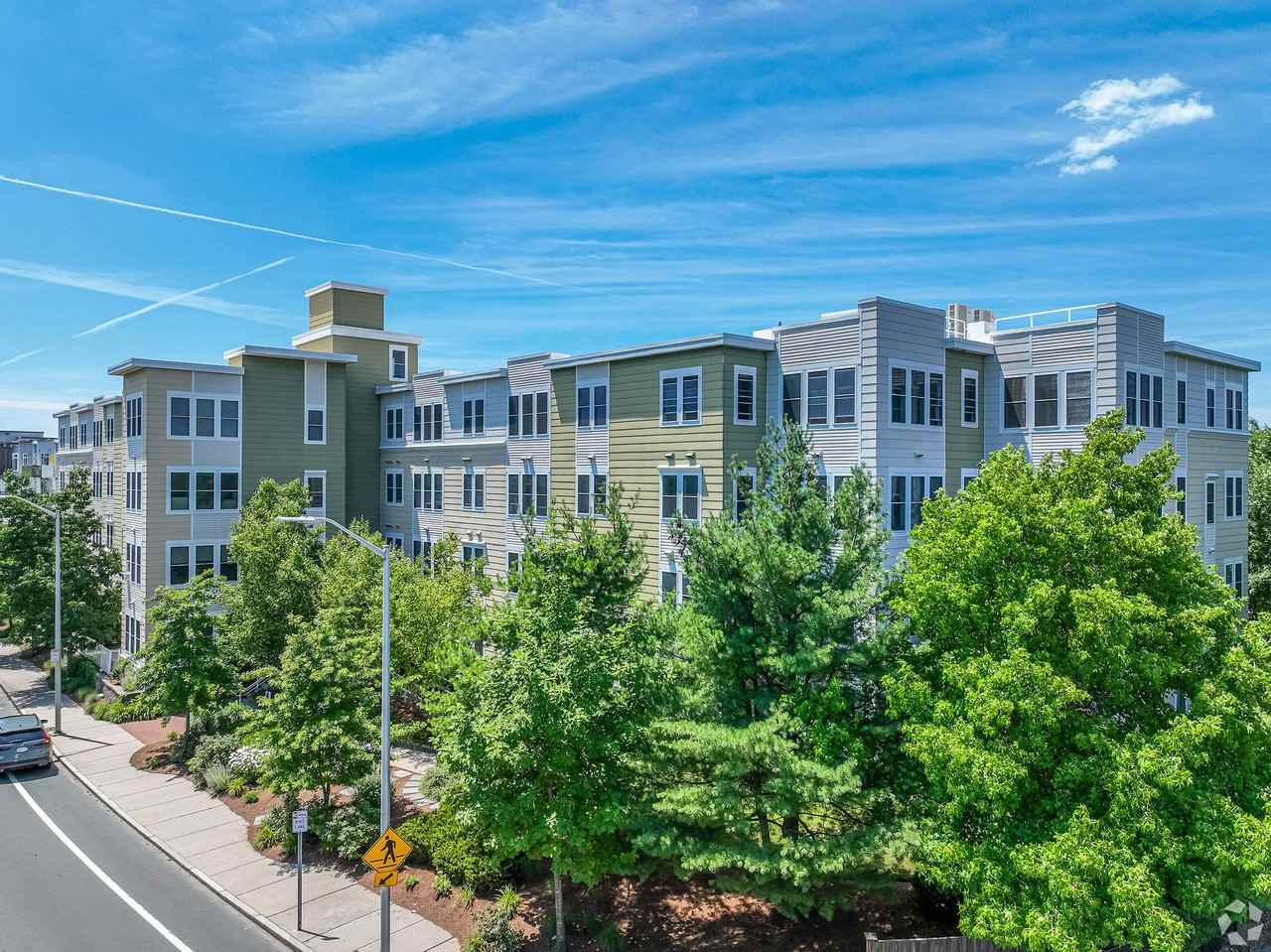 Park87 Apartments - Photo 3 of 50