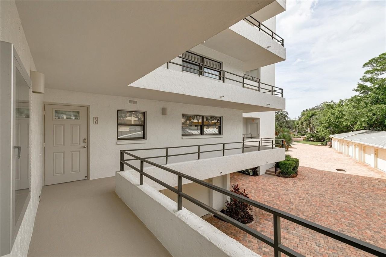 8701 Midnight Pass Road #106A - Photo 6 of 49