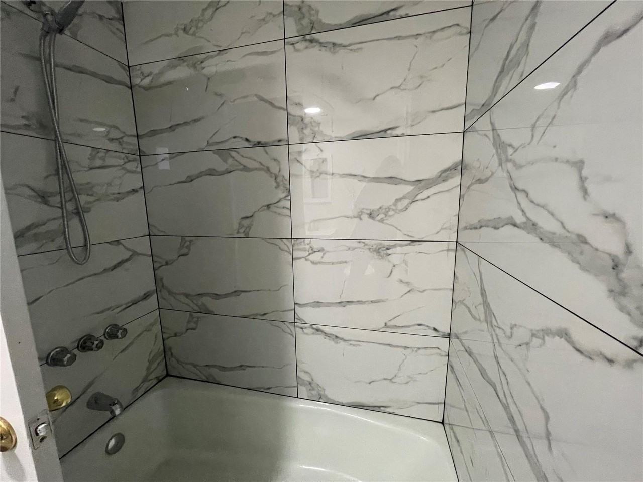 17 Hide Away Ln - Photo 6 of 9