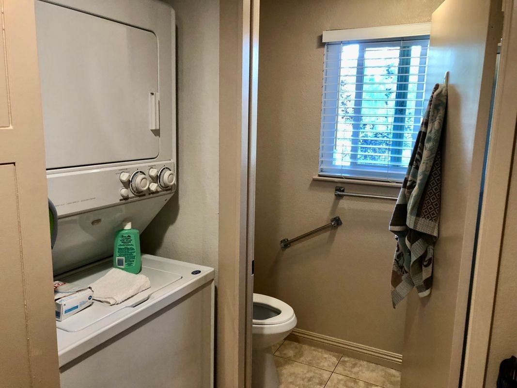 670 Via Mendoza - Photo 3 of 6