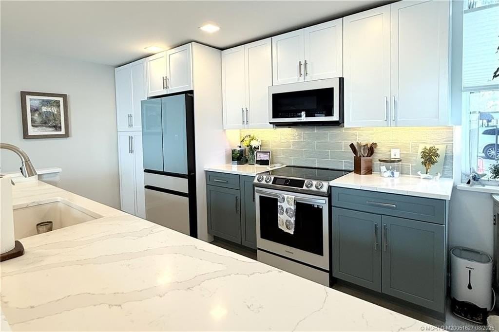 1950 Sw Palm City Rd #14-101 - Photo 6 of 36