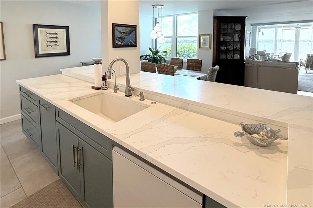 1950 Sw Palm City Rd #14-101 - Photo 7 of 36