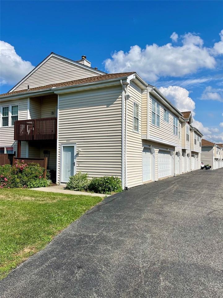 4001 Whispering Hls - Photo 2 of 22