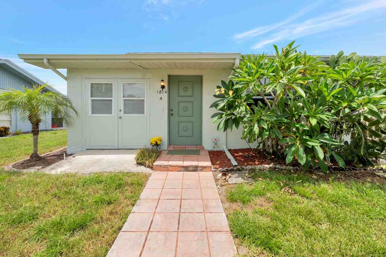 1814 Foxhunt Dr - Photo 2 of 24