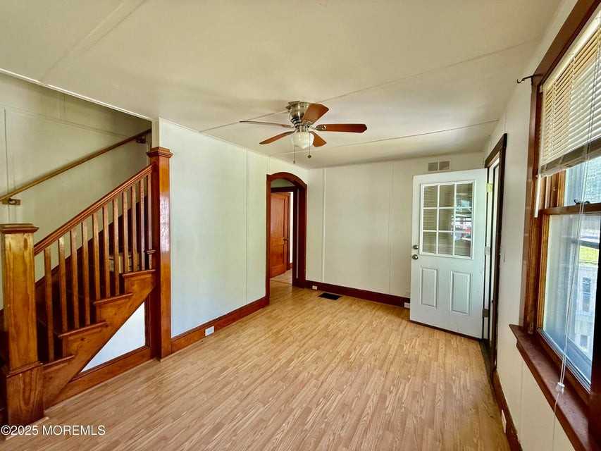 155 Wells Mills Rd - Photo 3 of 40