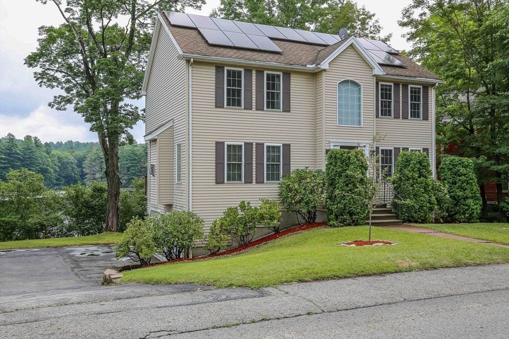 142 Olean St - Photo 5 of 42