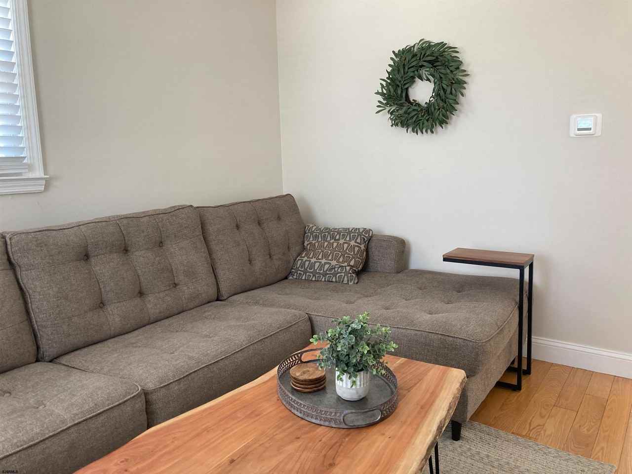 670 Carolyn Ter - Photo 6 of 17