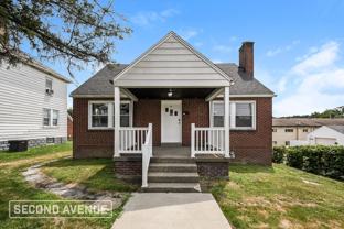 1721 Vanburen St - Photo 1 of 1