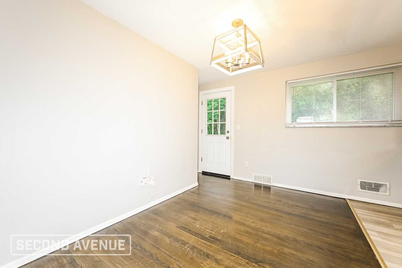 415 College Park Dr - Photo 6 of 25