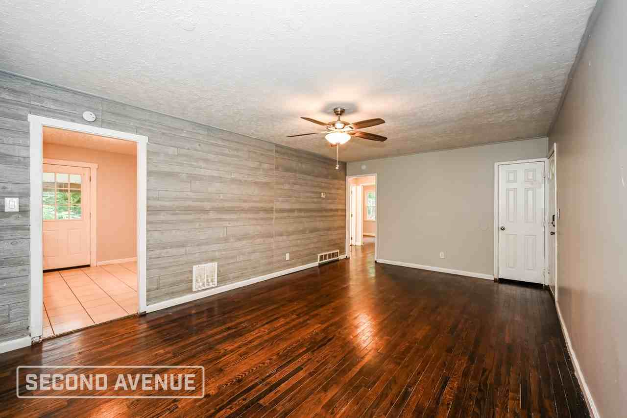 6535 Coffey St - Photo 4 of 27