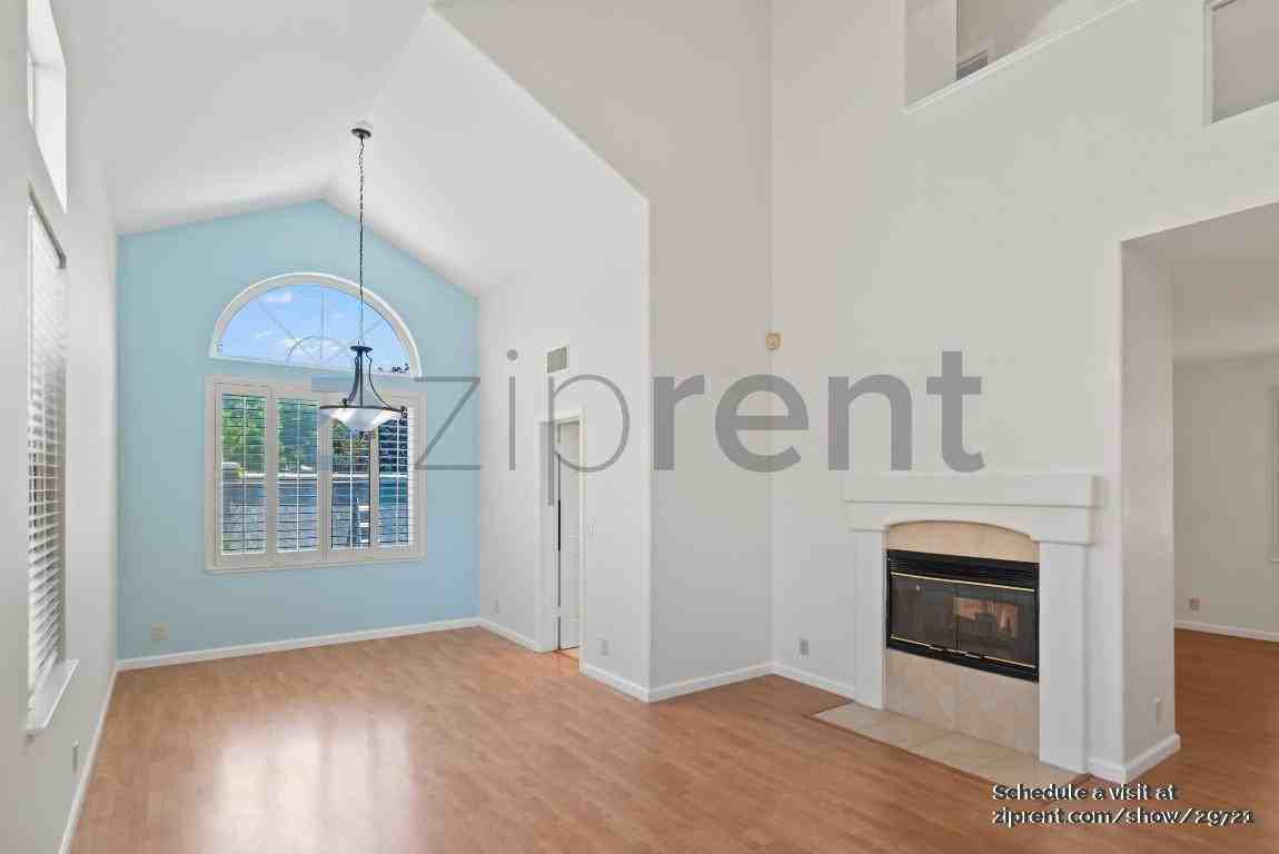 36816 Papaya St - Photo 6 of 32