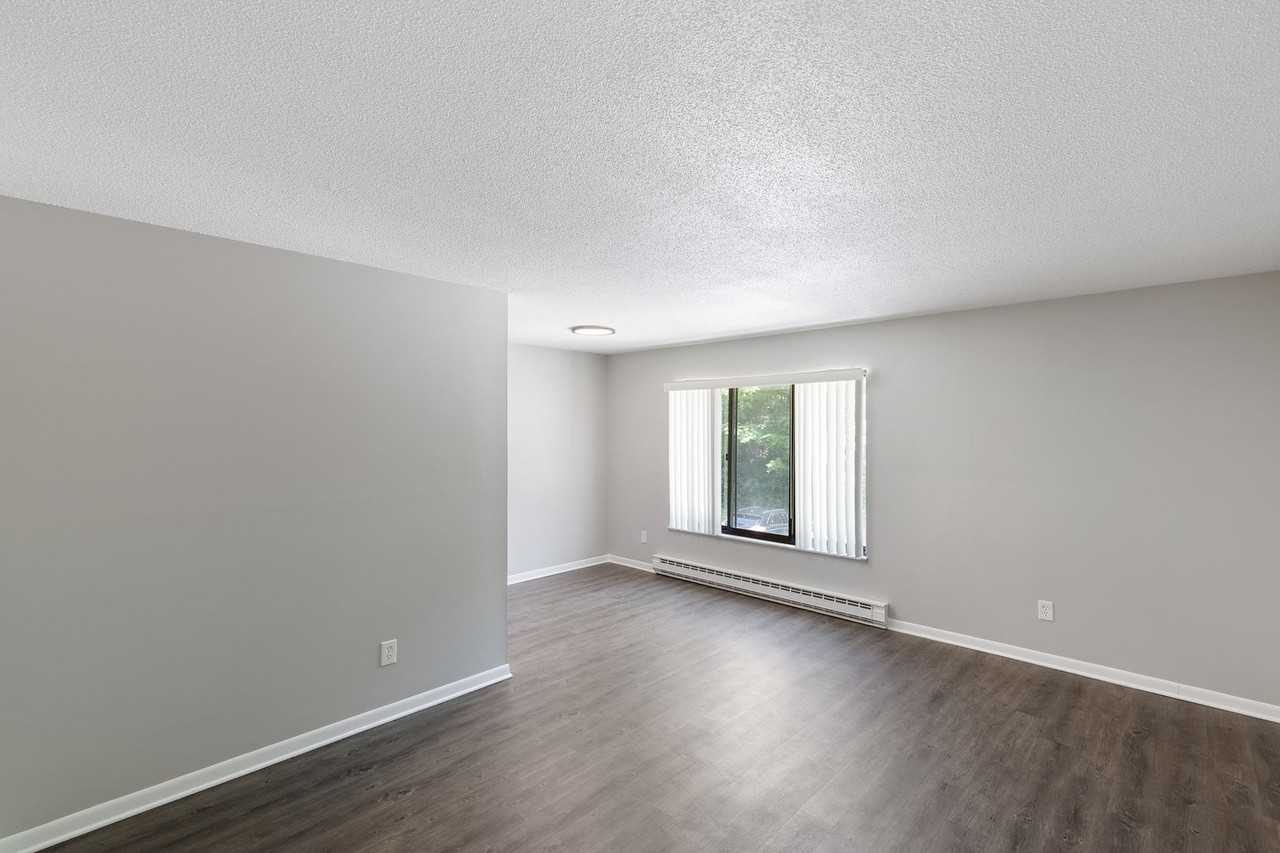 Point East China Apartmetns - Photo 5 of 18