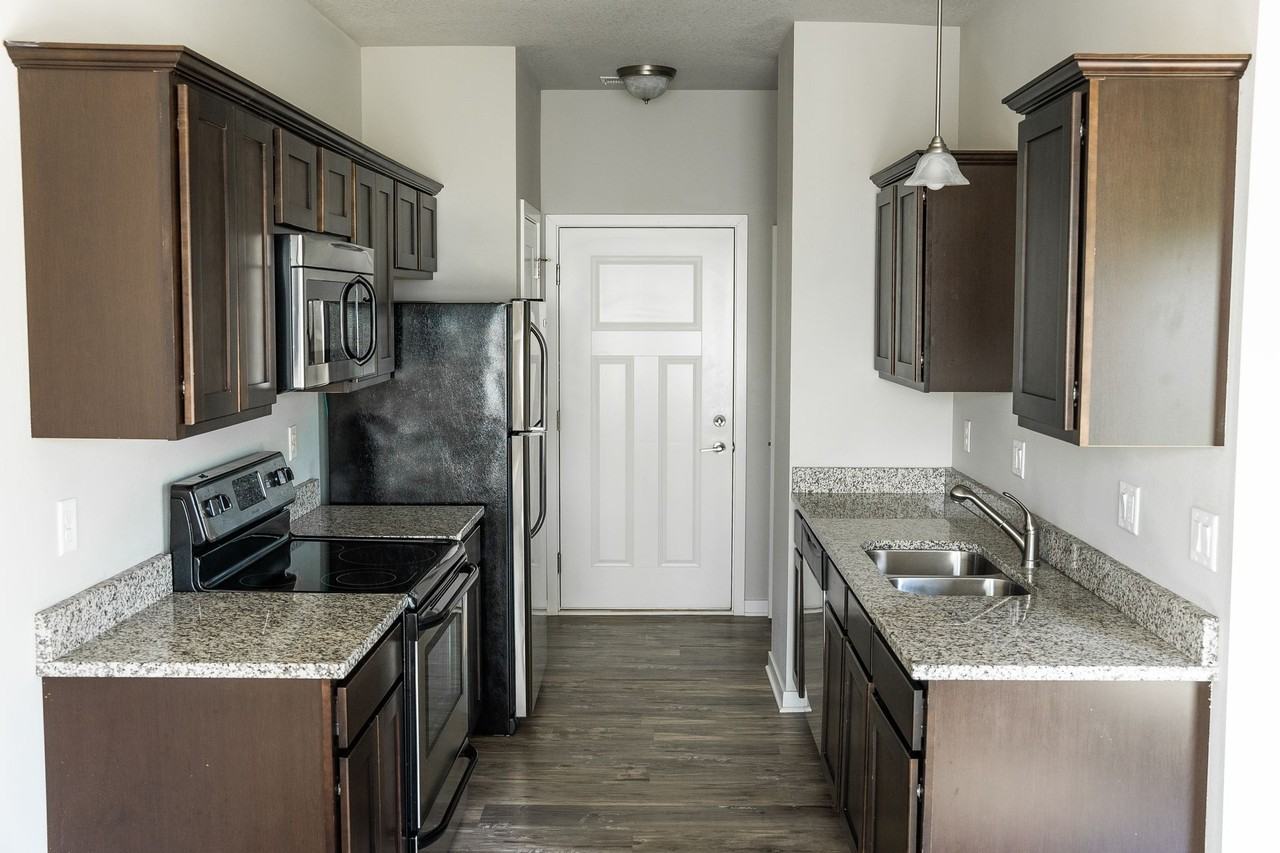 Village at The Grove Townhomes - Photo 6 of 9