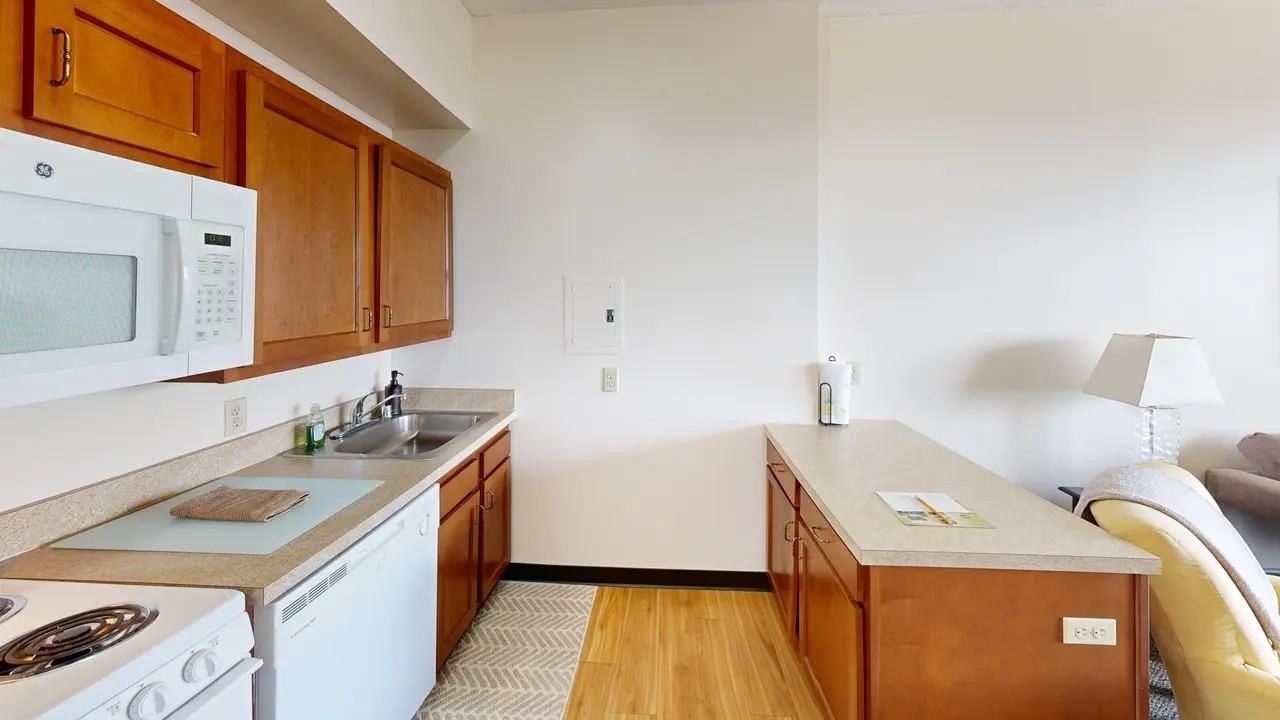 Roosevelt House II - Photo 2 of 14