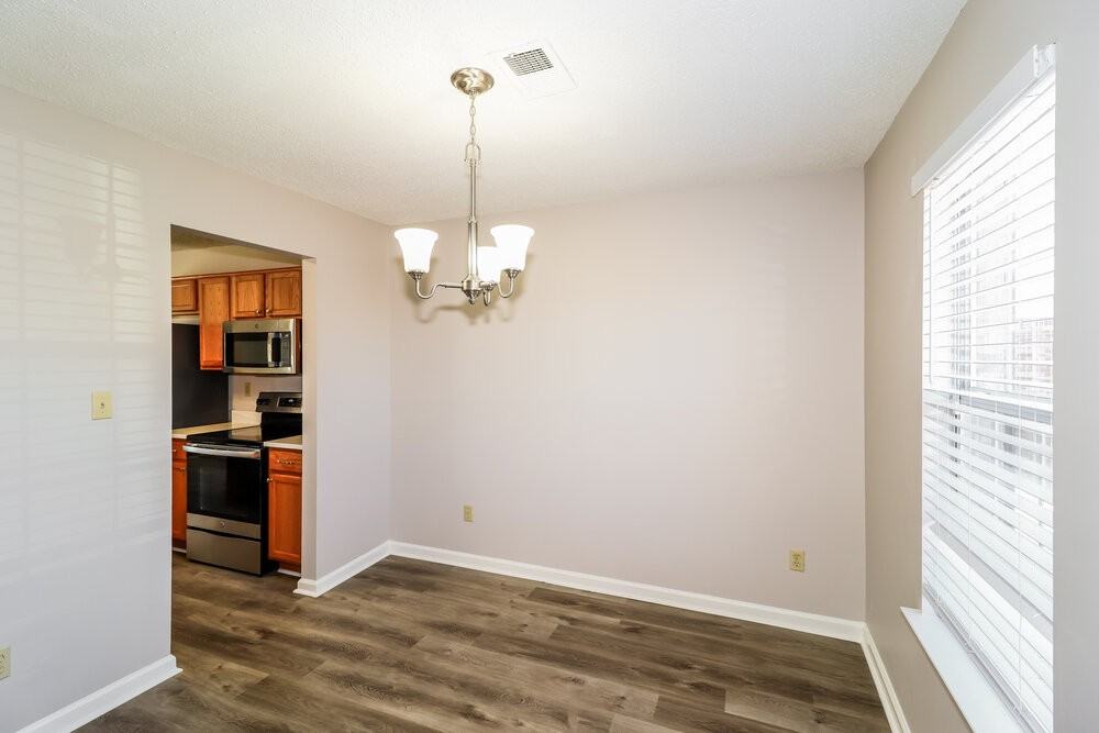 6997 Luxor Ln - Photo 6 of 17