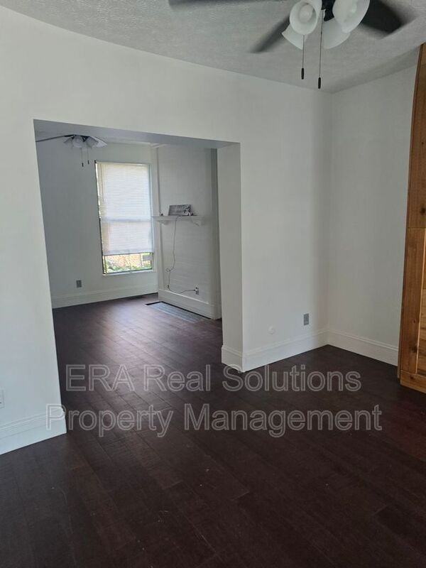389 Saint Clair Ave - Photo 2 of 22