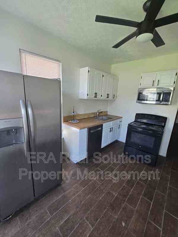 389 Saint Clair Ave - Photo 3 of 22